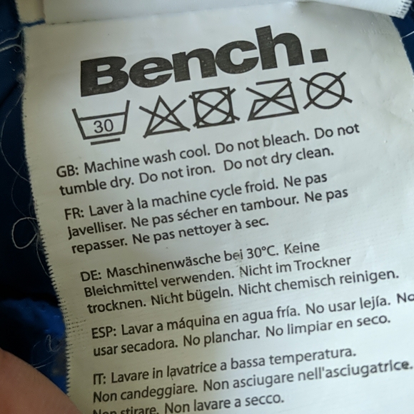 BENCH | Lightweight Windbreaker - Picture 7 of 7